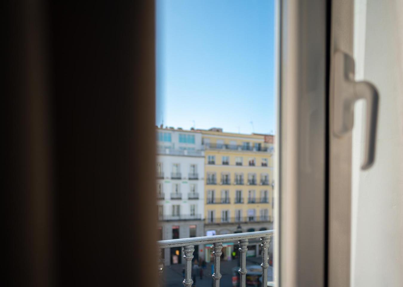 Fortinn Puerta Del Sol มาดริด ภายนอก รูปภาพ
