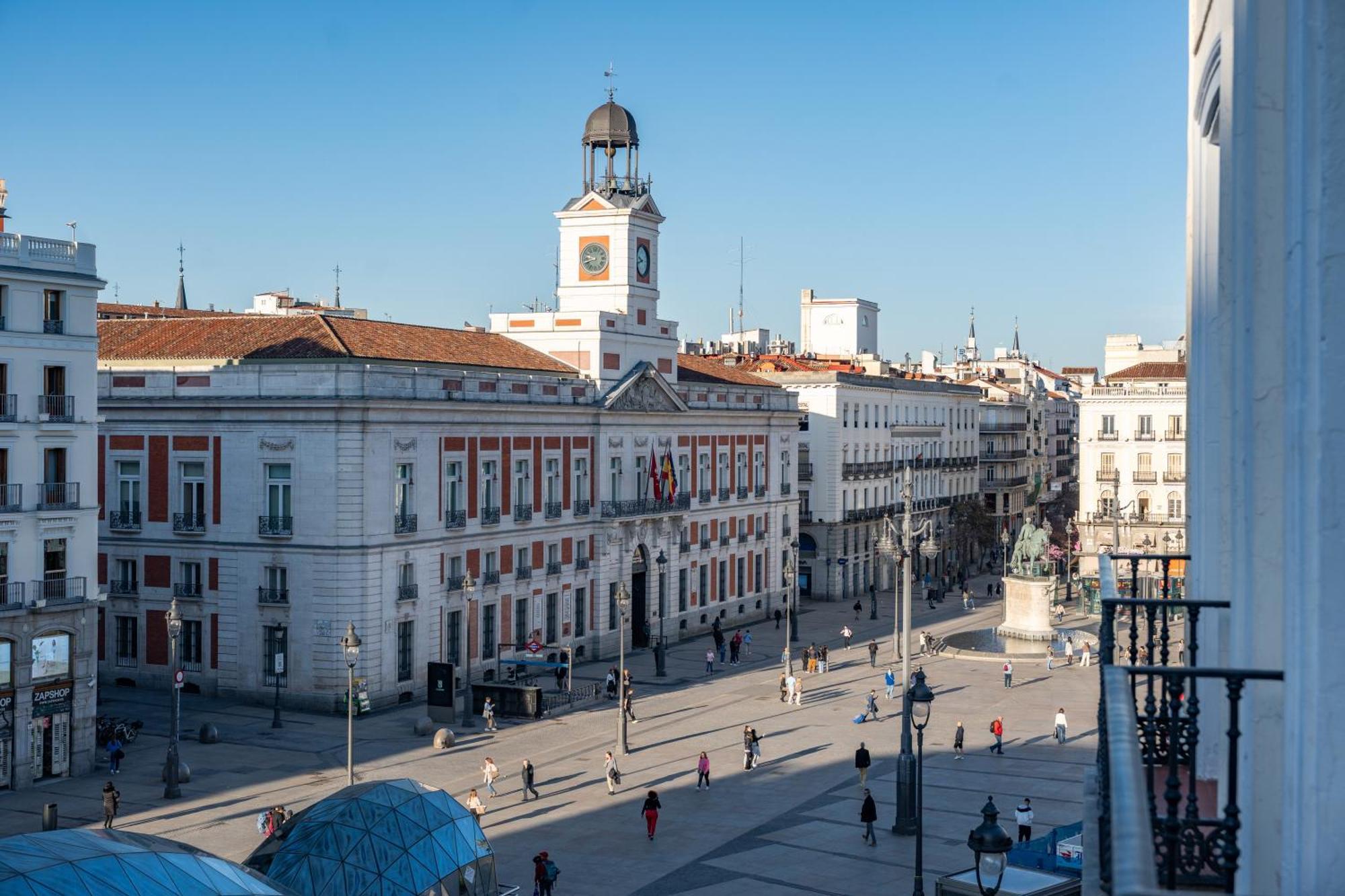 Fortinn Puerta Del Sol มาดริด ภายนอก รูปภาพ